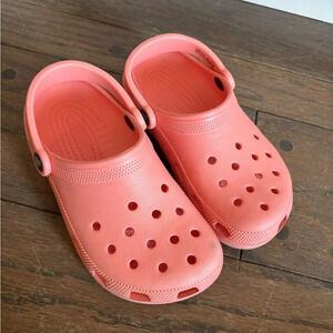 Coral crocs women’s 6